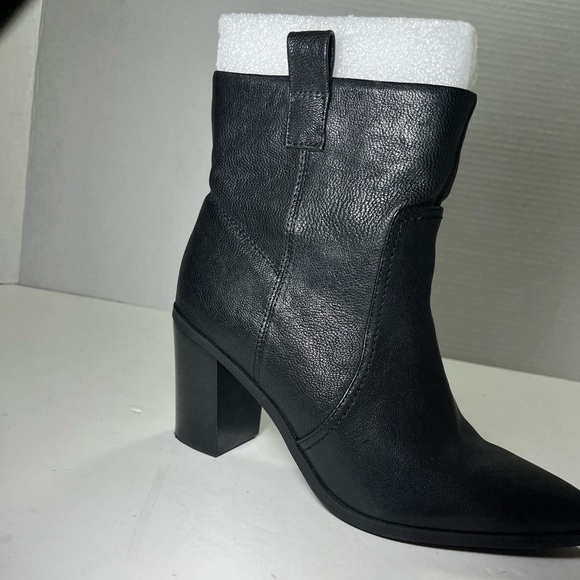 Women's Jayda Western Bootie - Picture 6 of 9